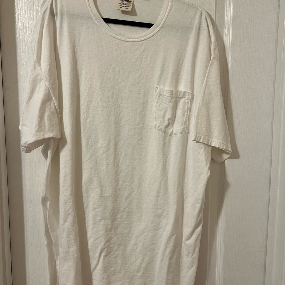 Classic Men's Pocket Tee - White